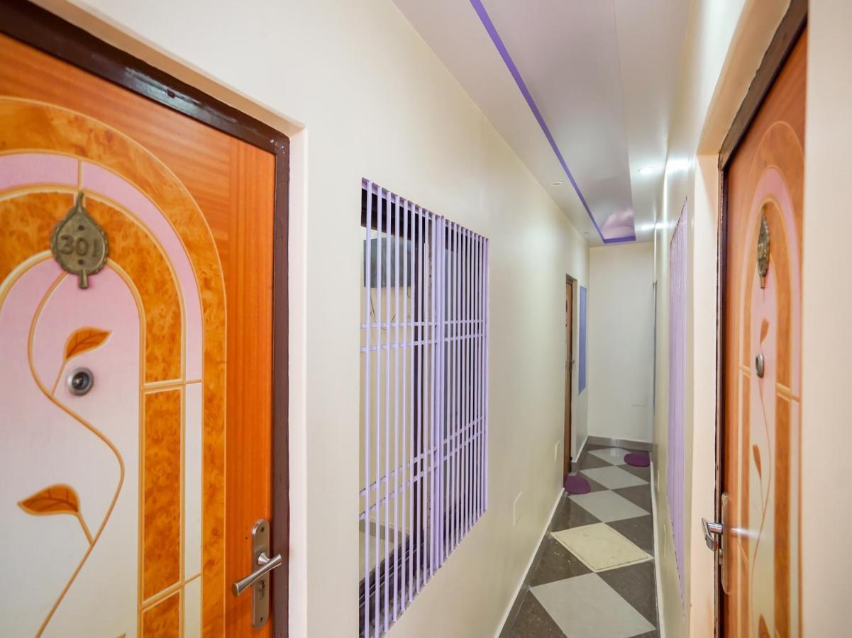 Oyo 75627 New Ankit Guest House Варанаси Экстерьер фото