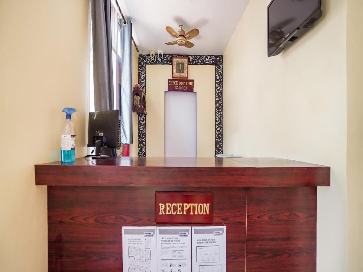 Oyo 75627 New Ankit Guest House Варанаси Экстерьер фото
