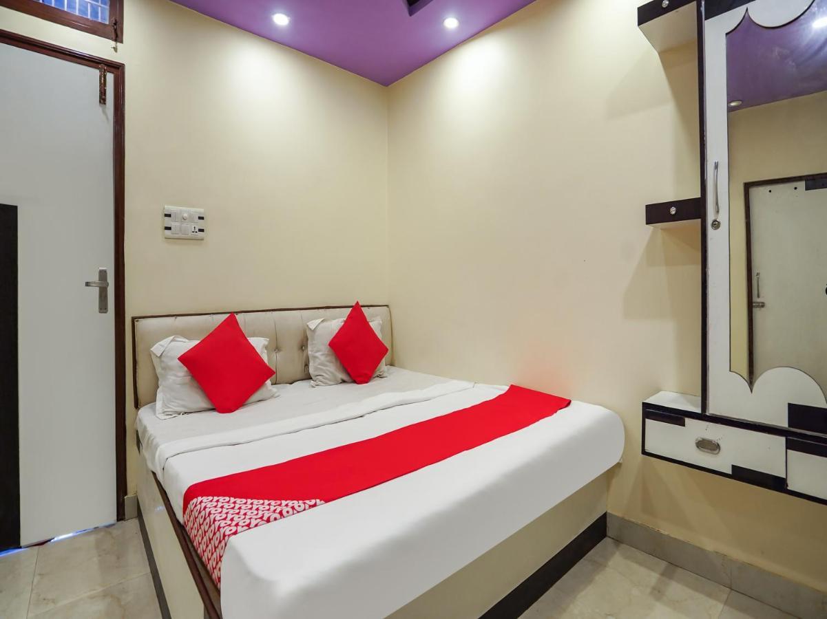 Oyo 75627 New Ankit Guest House Варанаси Экстерьер фото